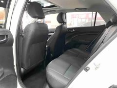 Kia Yipao 1.4L CVT Fun Sunroof Edition - фото 8