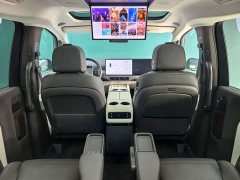Li Auto Li Xiang MEGA Ultra - ფოტო 7