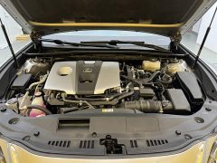 Lexus ES 300h Premium Edition - ფოტო 11