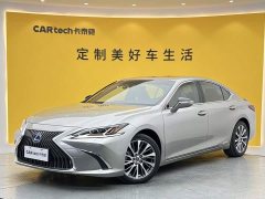 Lexus ES 300h Premium Edition - ფოტო 13