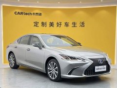 Lexus ES 300h Premium Edition - ფოტო 2