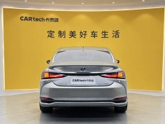 Lexus ES 300h Premium Edition - ფოტო 5