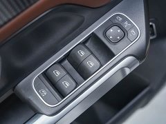 Mercedes-Benz GLB 220 Fashion Edition - фото 17