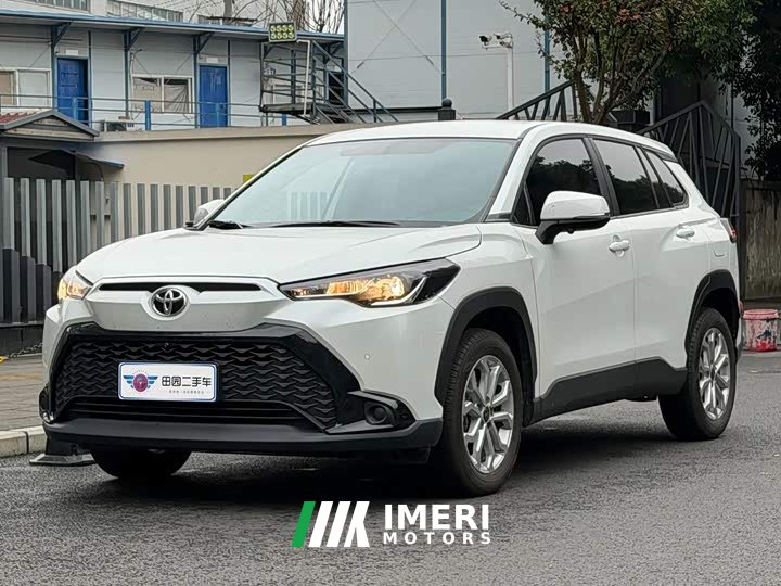 Toyota Frontlander 2.0L CVT Elite - ავტომობილი ჩინეთიდან