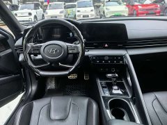 Hyundai Elantra 240TGDi DCT LUX Luxury Edition - photo 6
