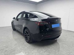 Tesla Model Y Rear-Wheel Drive - ფოტო 7
