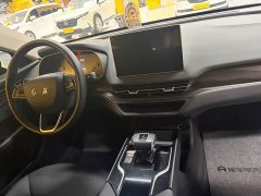 FAW Red Flag E-QM5 Facelift Base Mobility Edition - ფოტო 5