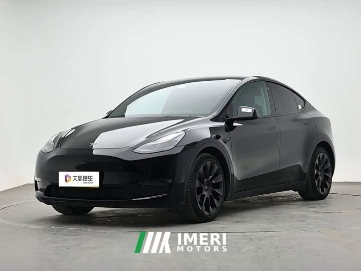 Tesla Model Y Standard Range RWD