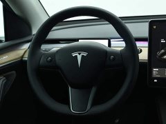 Tesla Model Y Standard Range RWD - фото 16