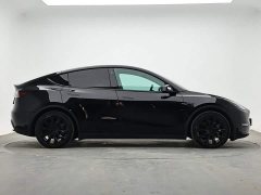Tesla Model Y Standard Range RWD - фото 5