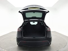 Tesla Model Y Standard Range RWD - фото 8