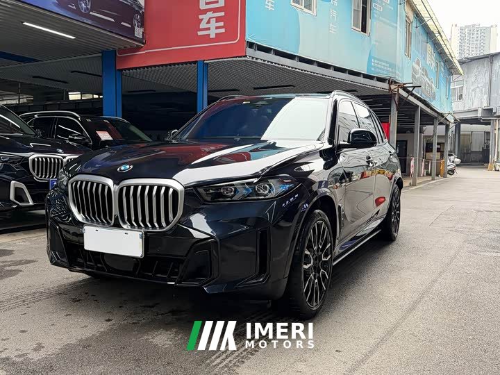 BMW X5 xDrive 40Li M Sport Midnight Edition