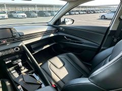 Hyundai Elantra 1.5L CVT Luxury - ფოტო 4