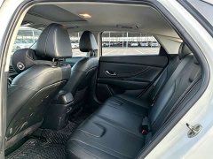 Hyundai Elantra 1.5L CVT Luxury - ფოტო 8