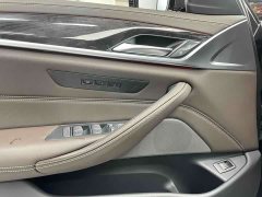 BMW 5 Series Facelift 525Li Luxury Package - ფოტო 13