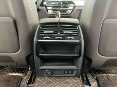 BMW 5 Series Facelift 525Li Luxury Package - ფოტო 14
