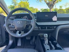 Toyota Camry Hybrid 2.0L HGVP Luxury - ფოტო 12