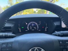 Toyota Camry Hybrid 2.0L HGVP Luxury - ფოტო 13