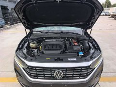 Volkswagen Passat 330TSI Elite - ფოტო 14