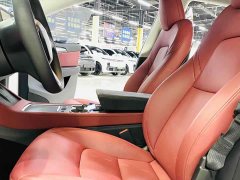 Tesla Model Y Long Range All-Wheel Drive - фото 6