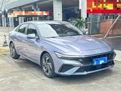 Hyundai Elantra 1.5L CVT Luxury - photo 3
