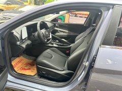 Hyundai Elantra 1.5L CVT Luxury - photo 4
