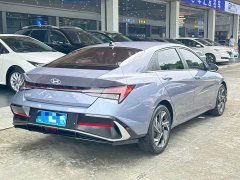 Hyundai Elantra 1.5L CVT Luxury - photo 7