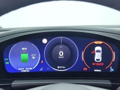 Porsche Macan EV Macan Long Range Edition - photo 13