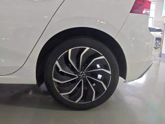 Volkswagen Golf 280TSI DSG Pro Launch Edition - photo 9