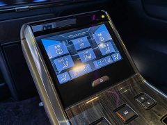 Lexus LM 300h Four-Seat Royal Edition - фото 11