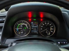 Lexus LM 300h Four-Seat Royal Edition - фото 14