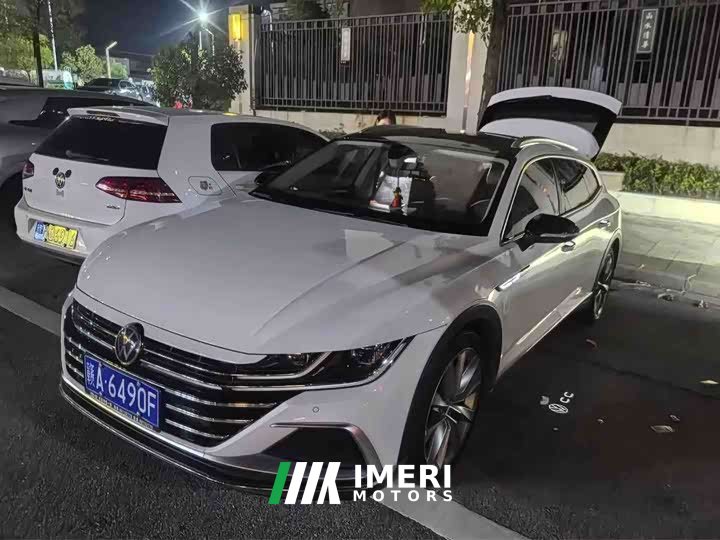 Volkswagen CC Shooting Brake 380TSI Hunting Heart Edition - автомобиль из Китая