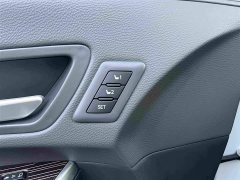 Toyota Gravia 2.5L Hybrid Prestige Plus AWD - photo 17