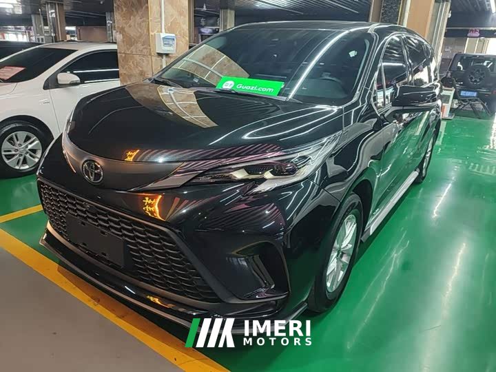 Toyota Gravia 2.5L Hybrid Comfort Edition - car from China