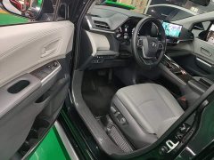 Toyota Gravia 2.5L Hybrid Comfort Edition - photo 15