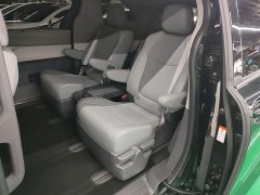 Toyota Gravia 2.5L Hybrid Comfort Edition - photo 16