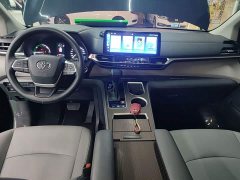Toyota Gravia 2.5L Hybrid Comfort Edition - photo 9
