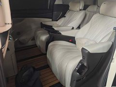 Denza D9 DM-i Smart Driving Edition 1100 Luxury Edition - ფოტო 16