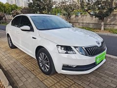 Skoda Octavia 1.5L Automatic Smart Comfort Edition - ფოტო 3