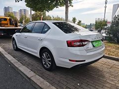 Skoda Octavia 1.5L Automatic Smart Comfort Edition - ფოტო 4