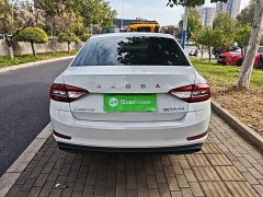 Skoda Octavia 1.5L Automatic Smart Comfort Edition - ფოტო 5