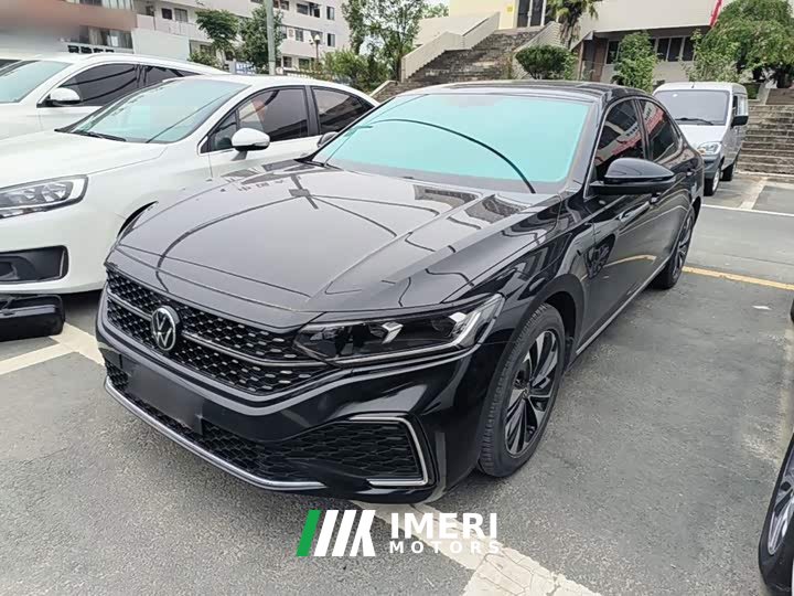 Volkswagen Passat 330TSI Starry Sky Elite - car from China