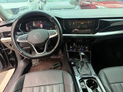 Volkswagen Passat 330TSI Starry Sky Elite - photo 9