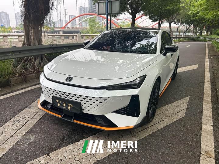 Changan UNI-V 1.5T noble sports