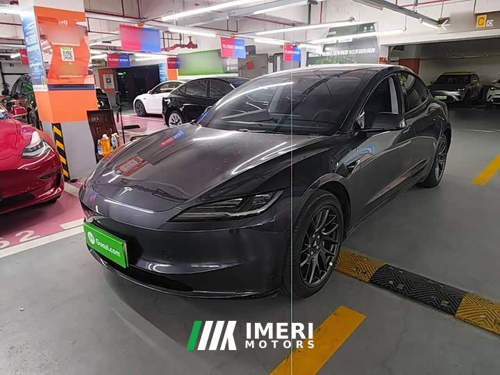 Tesla Model 3 Rear-Wheel Drive