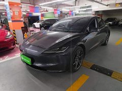 Tesla Model 3 Rear-Wheel Drive - ფოტო 1