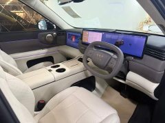 IM Motors Zhiji LS8 52 Max Tech Flagship 5-Seater - ფოტო 5