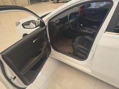 SAIC MG i5 1.5L CVT Prestige - ფოტო 15