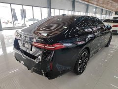 BMW 5 Series 530Li Premier M Sport Package - ფოტო 6