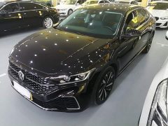 Volkswagen Passat 330TSI Starry Sky Luxury Edition - ფოტო 1